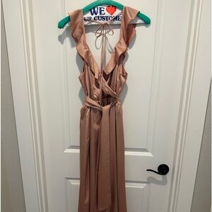 Show me your MUMU bridesmaid dress/wedding guest dress size XL12/14 rose gold